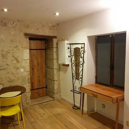 Apartamento Tour Duguesclin Chauvigny Exterior foto