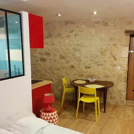 Apartamento Tour Duguesclin Chauvigny Exterior foto